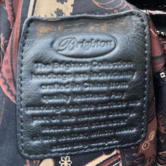 EUC Brighton Faux Croc Embossed Soft Leather Shoulder Bag - Picture 13 of 13